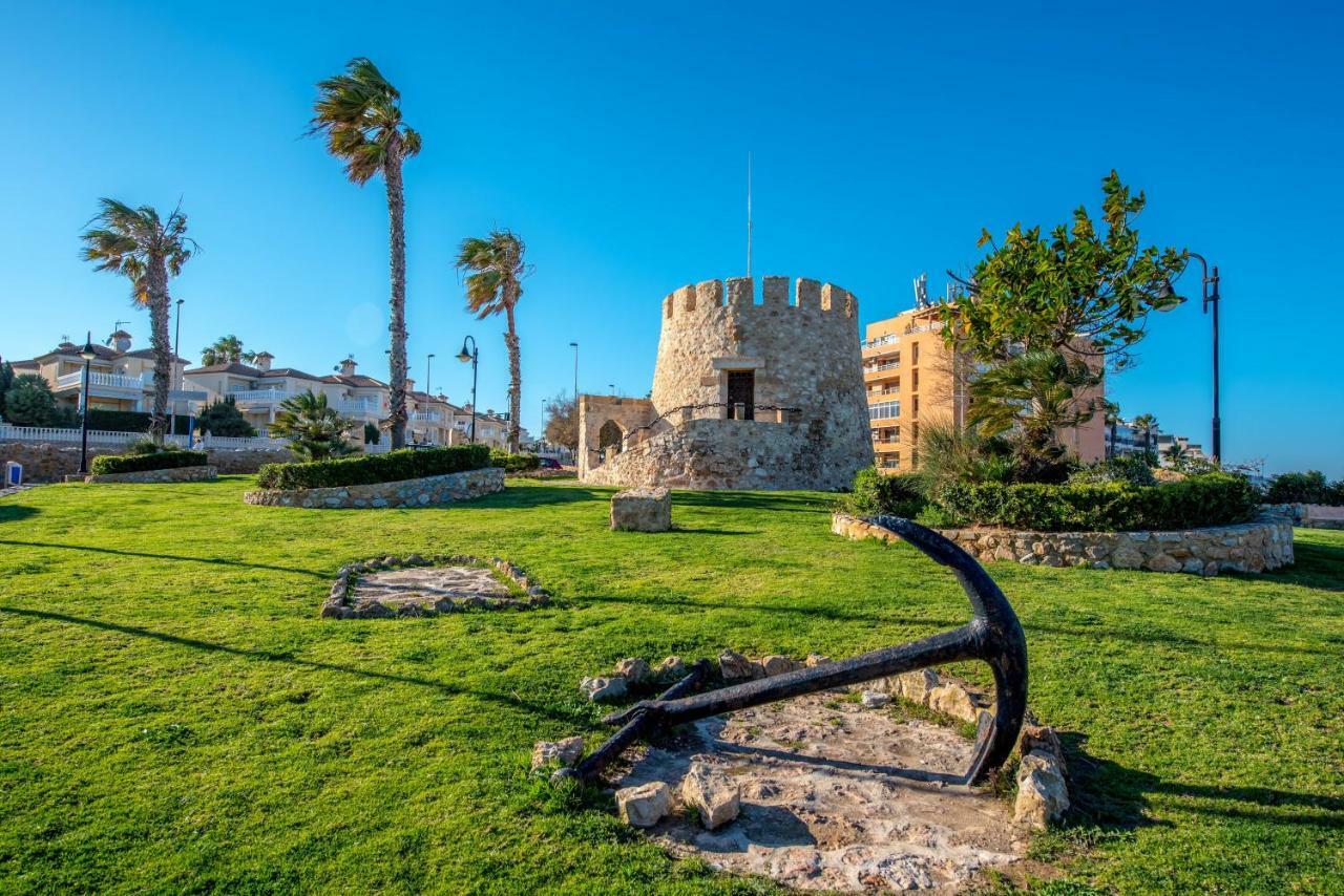 Homely Apartments Casa Carmen Torrevieja Exterior photo